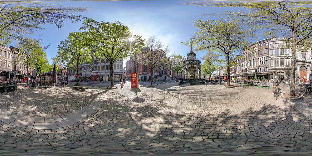 Place du Marché in the Warm Season - Place du Marché