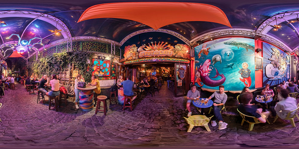 The Entrance Corridor · Underwater Mural - Le Pot au Lait