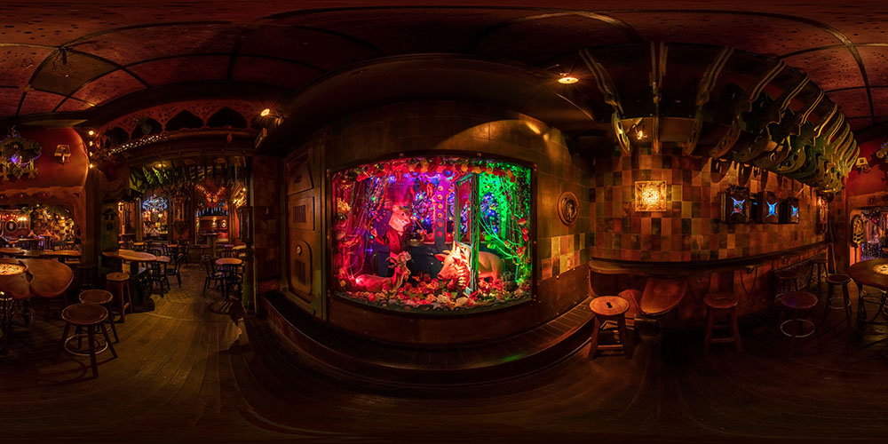 The Aquarium · Pig, Mouse and Billy Goat - Le Pot au Lait